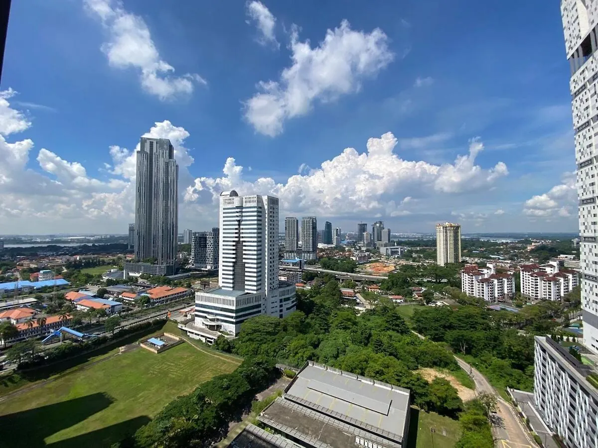 Cozy Studio Twin Galaxy Wifi Netflix 1-4Pax Johor Bahru Apartment