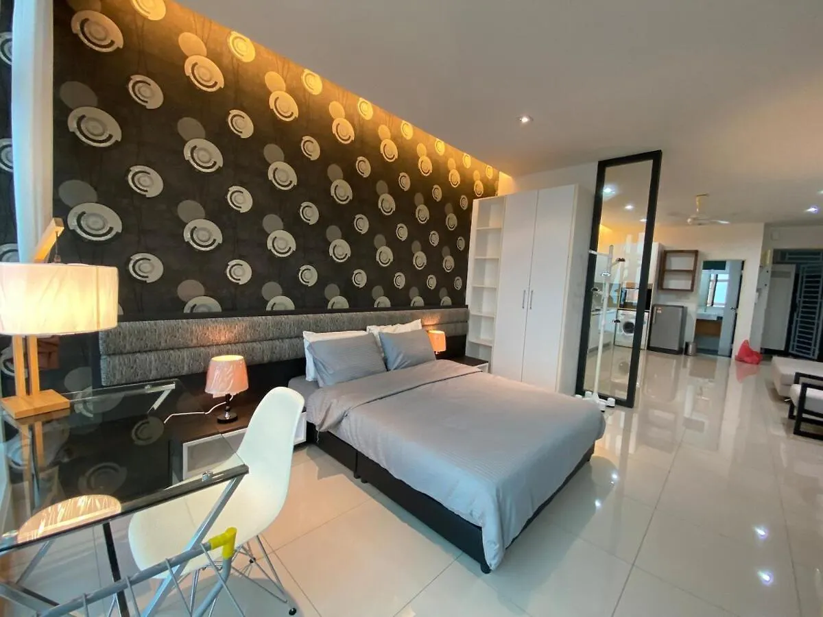 Cozy Studio Twin Galaxy Wifi Netflix 1-4Pax Johor Bahru Malaysia
